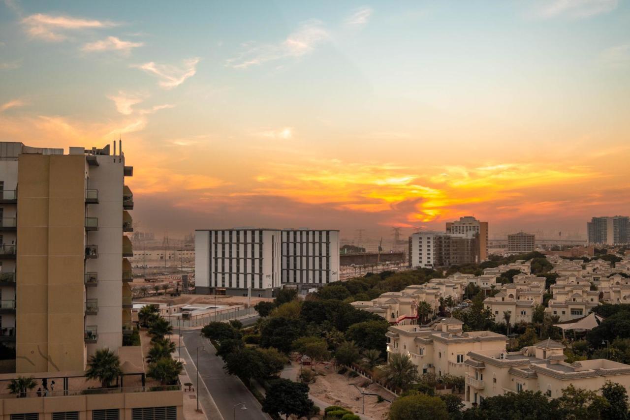 Resivation Hotel Dubai Esterno foto